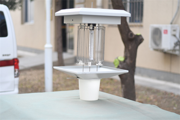 蟲情監(jiān)測(cè)設(shè)備圖片3 蟲情監(jiān)測(cè)設(shè)備圖片3