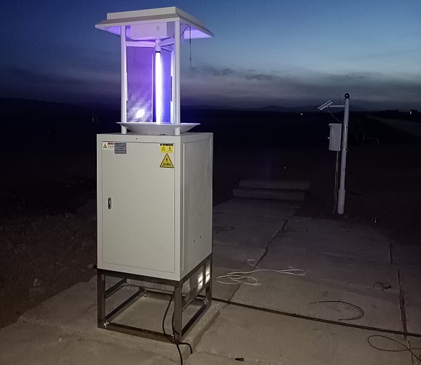 蟲(chóng)情測(cè)報(bào)燈圖片1 蟲(chóng)情測(cè)報(bào)燈圖片1