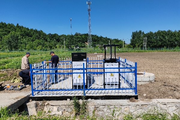 智慧蟲情監(jiān)測系統(tǒng)現(xiàn)場安裝圖片2