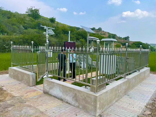 物聯(lián)網(wǎng)殺蟲(chóng)燈圖片2 物聯(lián)網(wǎng)殺蟲(chóng)燈圖片2